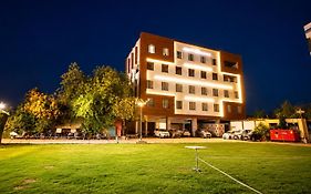 The Utsav Hotel Unit Of Rishabh Garden
